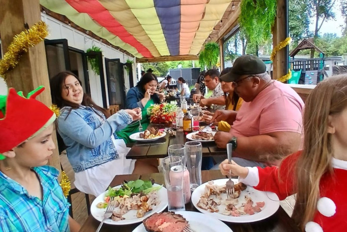 Restaurant /cafe/BBQ  on SH 1 , 45 mins North of Auckland for Sale Dome Valley Auckland 