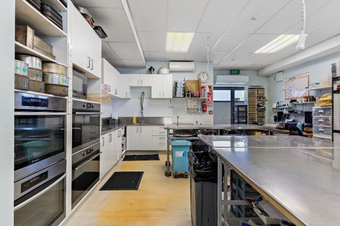 Bakery & Cafe for Sale Henderson Auckland 