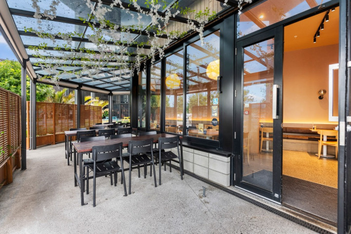 Cafe, Eatery  for Sale 240 Ormiston Road, Flat Bush 