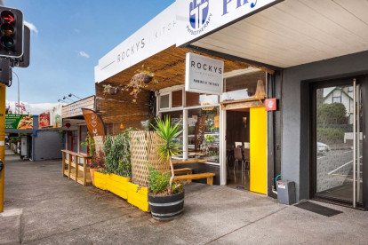 Cafe and Restaurant for Sale Mt Albert Auckland