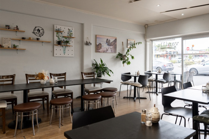 Cafe for Sale Belmont Auckland 
