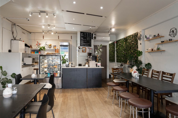 Cafe for Sale Belmont Auckland 
