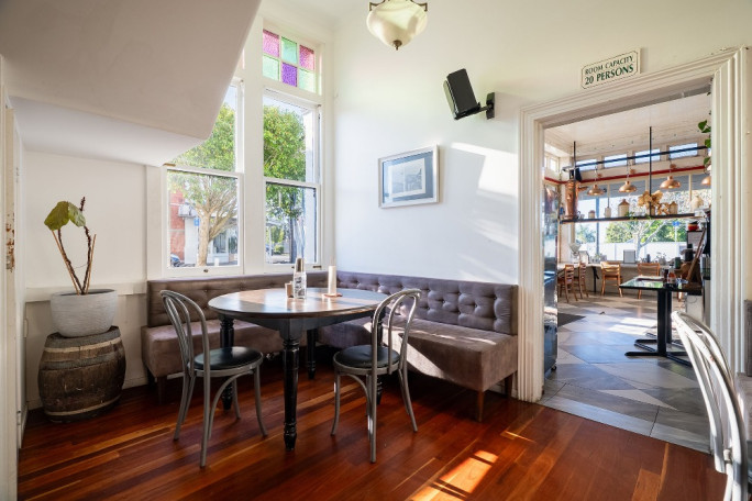Ravenhill Cafe Site for Sale Birkenhead Auckland 