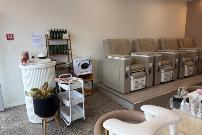 Nail Salon for sell  Business for Sale Royal Oak Epsom 