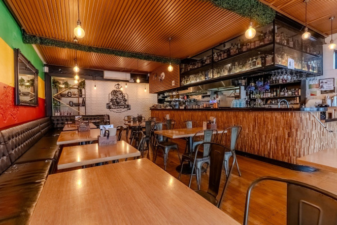 Licensed Hospitality Eatery for Sale Kingsland Auckland 