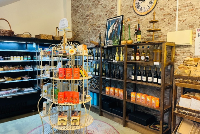 Deli, Off-license, & Specialty Store Business for Sale Waiheke Island 