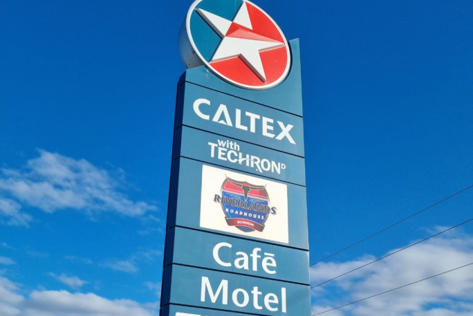 Truckstop with Accommodation & Cafe Restaurant for Sale Blenheim