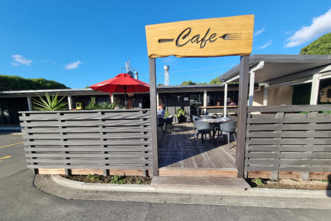 Truckstop with Accommodation & Cafe Restaurant for Sale Blenheim