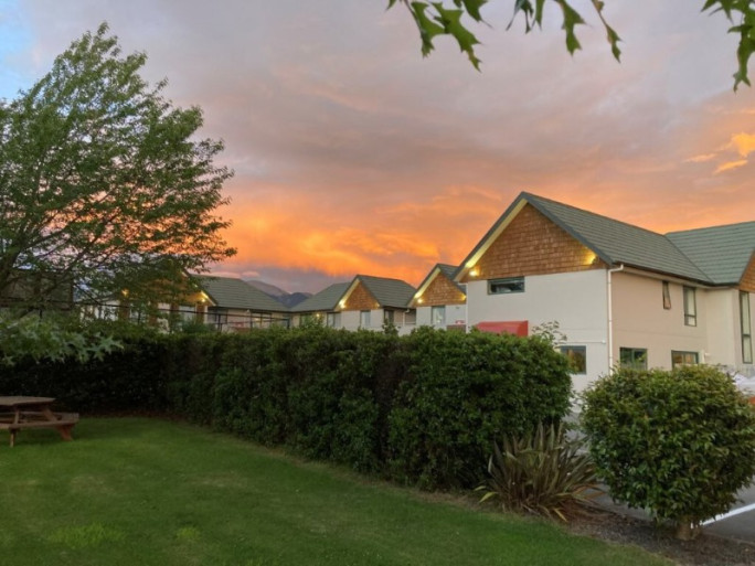 Modern Motel Complex for Sale Hanmer Springs