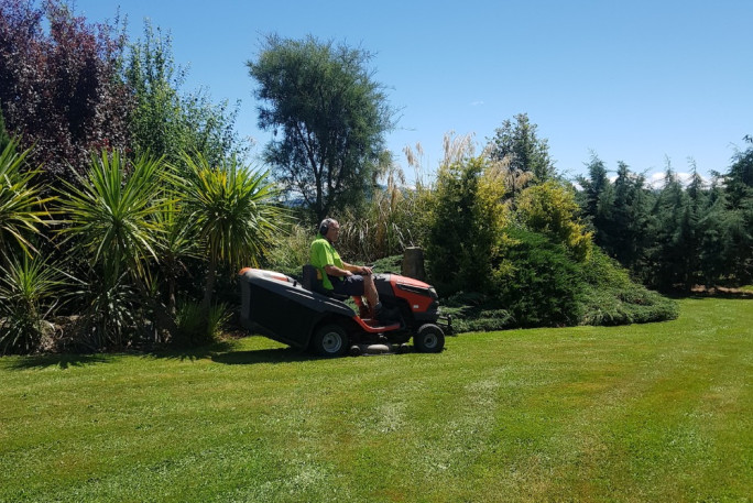 Lawn and Garden Services Franchise for Sale Christchurch