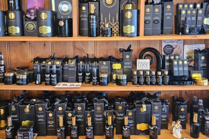 Boutique Retail Store Business for Sale Ngatea Coromandel 