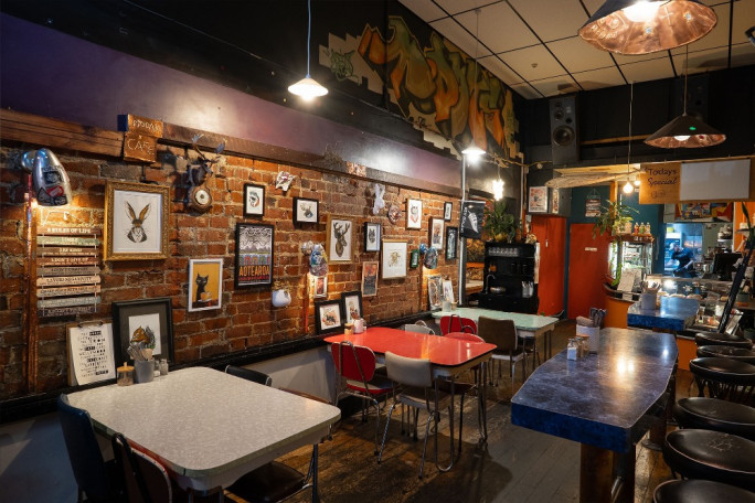 Cafe & Eatery Business Opportunity for Sale Central Dunedin 
