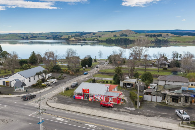 Convenience Store & Takeaway for Sale Waihola, Dunedin 