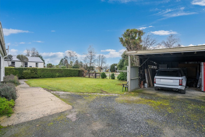 Convenience Store & Takeaway for Sale Waihola, Dunedin 