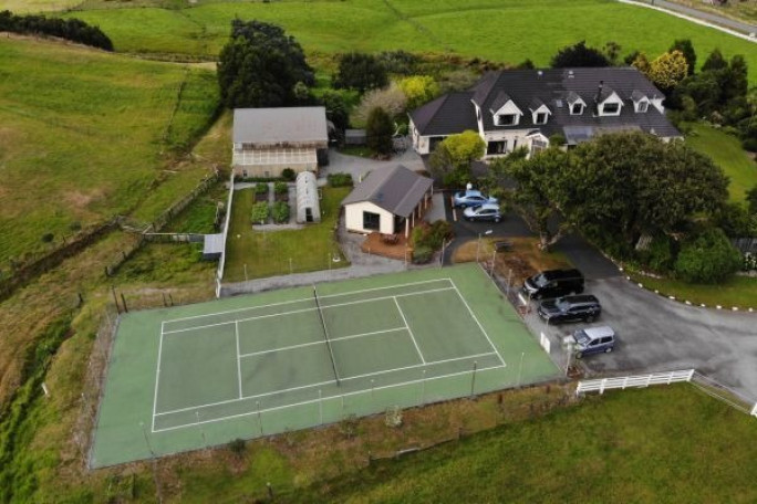 Oak Lodge Bed & Breakfast Business for Sale Coal Creek Greymouth