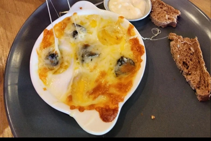 Bar and Grill- Steakhouse Restaurant  for Sale Central 