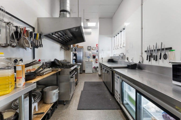 Cafe for Sale Bulls 