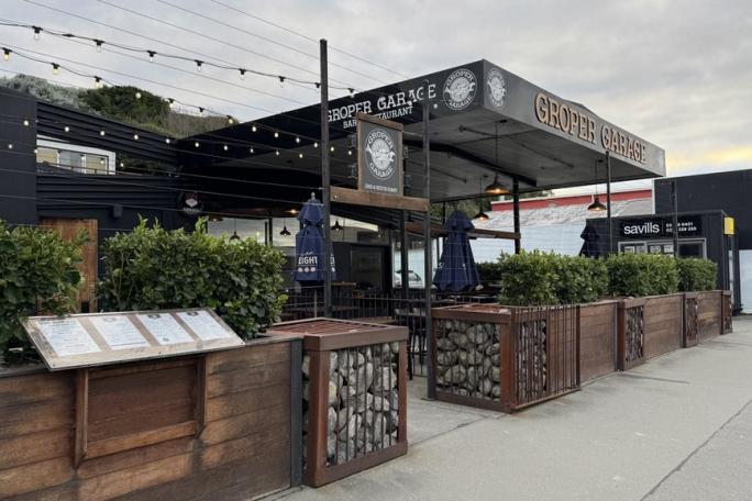 Iconic Bar & Restaurant for Sale Kaikoura 