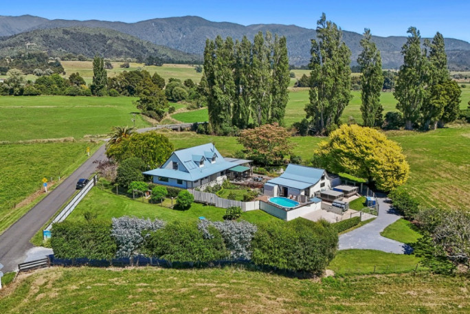 Dog Boarding Kennels Business for Sale Takaka 