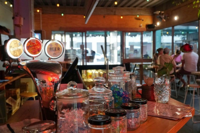 Pizza and Bar for Sale New Plymouth Central 