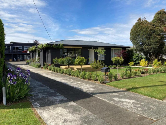 FHGC Tourism Business for Sale Te Anau
