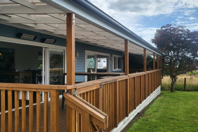 Fully Licensed Eatery and Bar for Sale Fox Glacier 