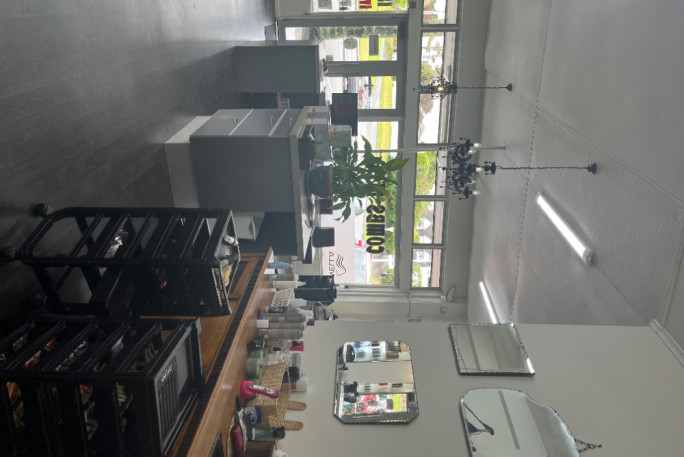 Hairdressing Salon Business for Sale Onerahi  