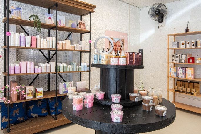 Hair Salon Business for Sale The Hair Station - Maungatapere Hair Salon. Profits $77,500+ 