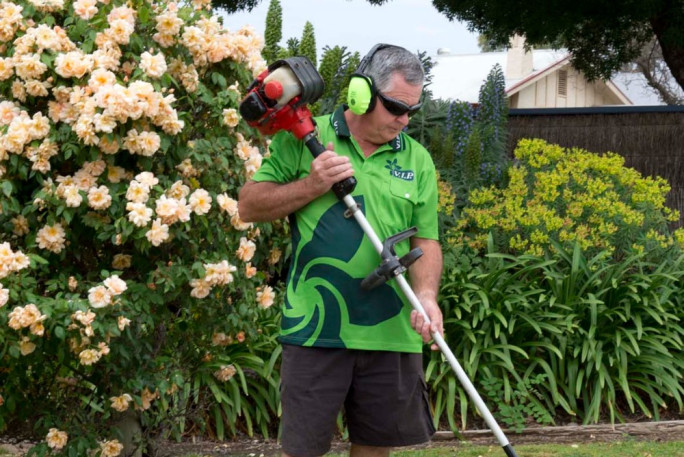 Lawnmowing & Gardening Franchise for Sale Riccarton 