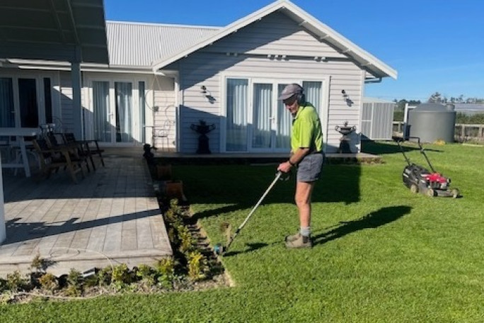 Lawn and Garden Services Franchise for Sale Hawkes Bay