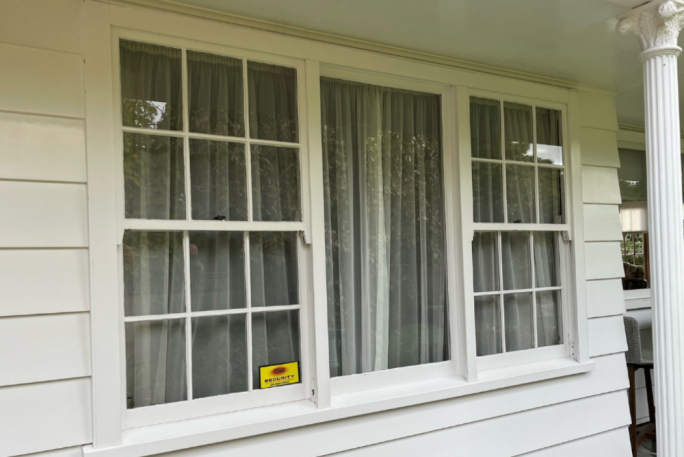 Neil's Window Cleaning Franchise for Sale Wairarapa  Neil's Window Cleaning Franchise for Sale Wairarapa