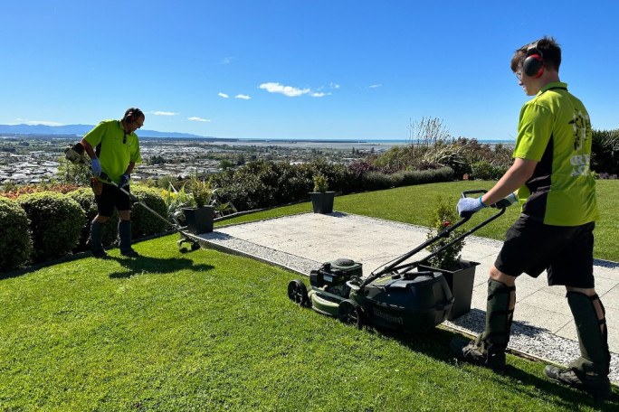 Lawn and Garden Services Franchise for Sale Island Bay and Miramar